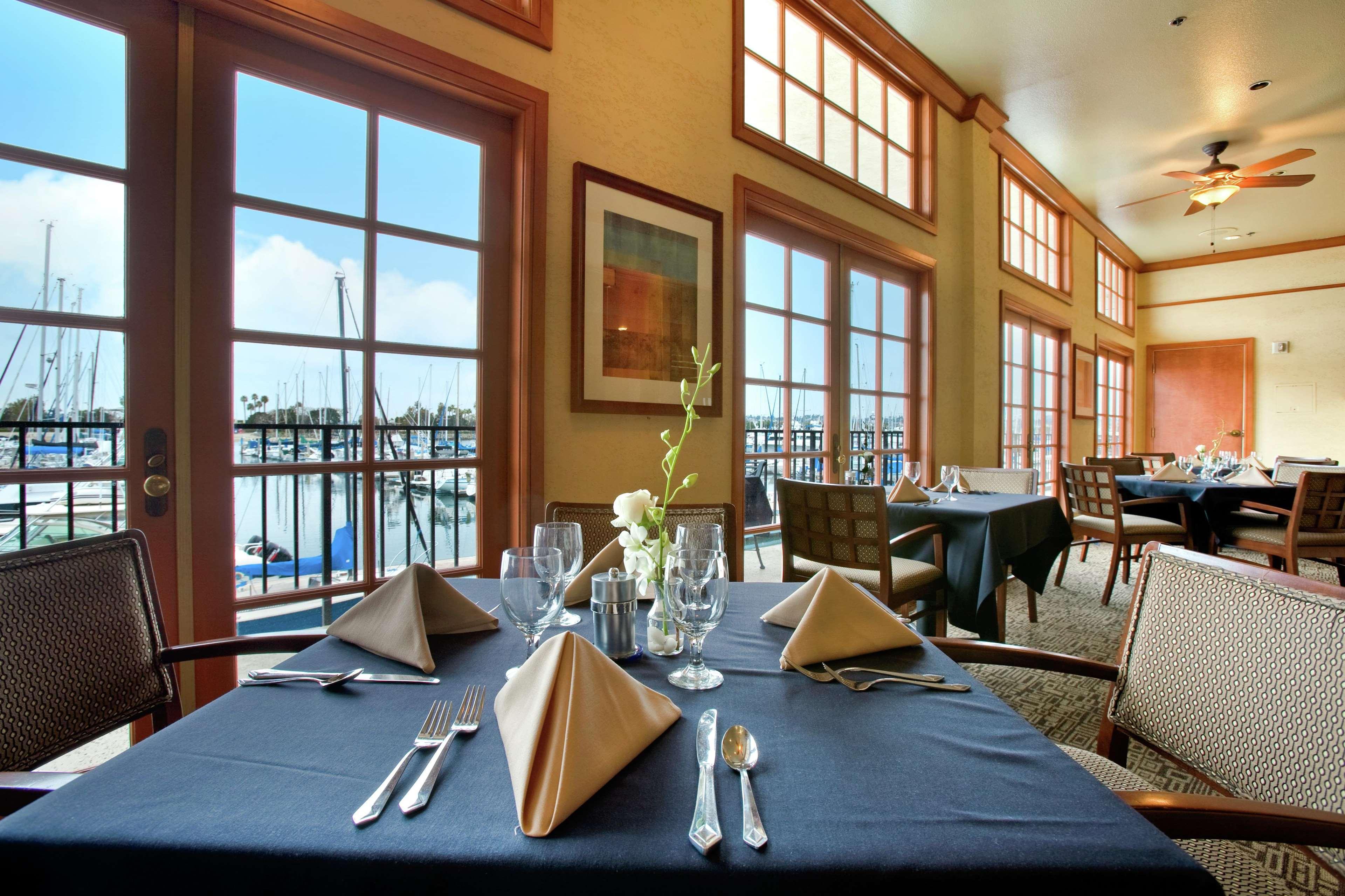 Hilton San Diego Airport/Harbor Island Exterior foto